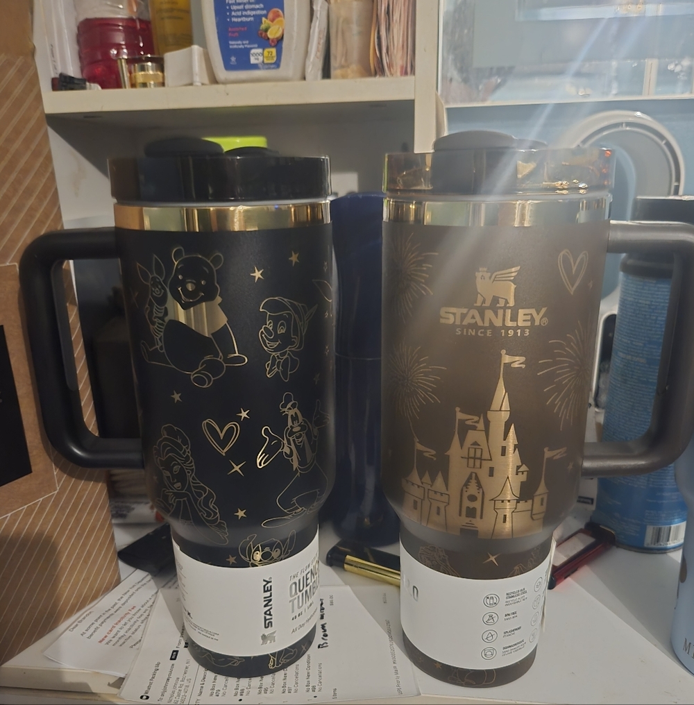 Stanley Blue Mickey Mouse Tumbler - Picture 4 of 5